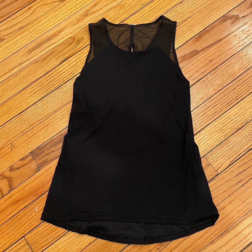 Lululemon tank top size 4